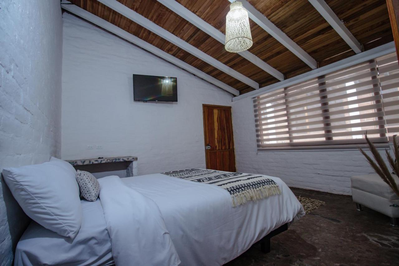 Rustic Quinta La Aurora Bed & Breakfast Baños Екстериор снимка