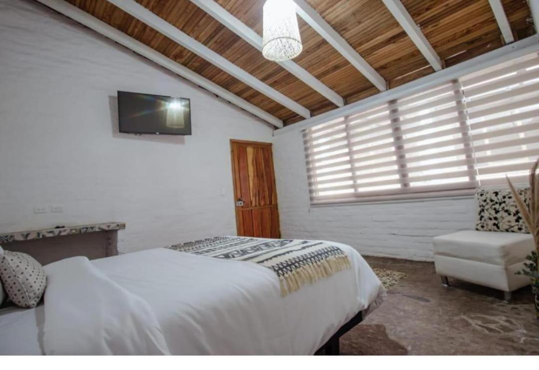 Rustic Quinta La Aurora Bed & Breakfast Baños Екстериор снимка